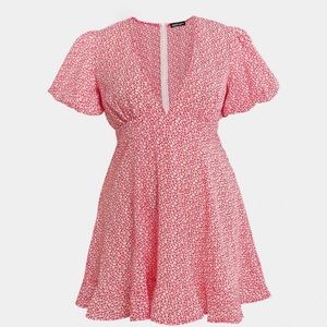 NWOT Never worn Floral Ruffle Hem dress from Bloom Chic.